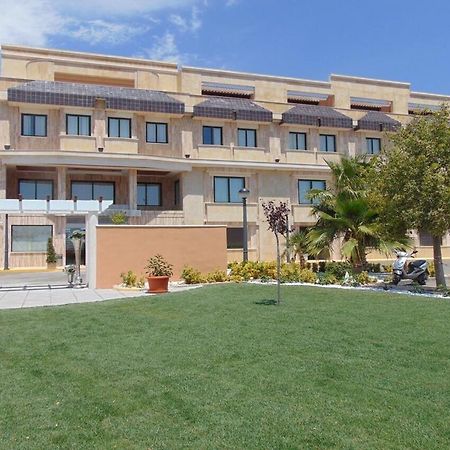 Hotel Restaurante Emilio Hellín Εξωτερικό φωτογραφία
