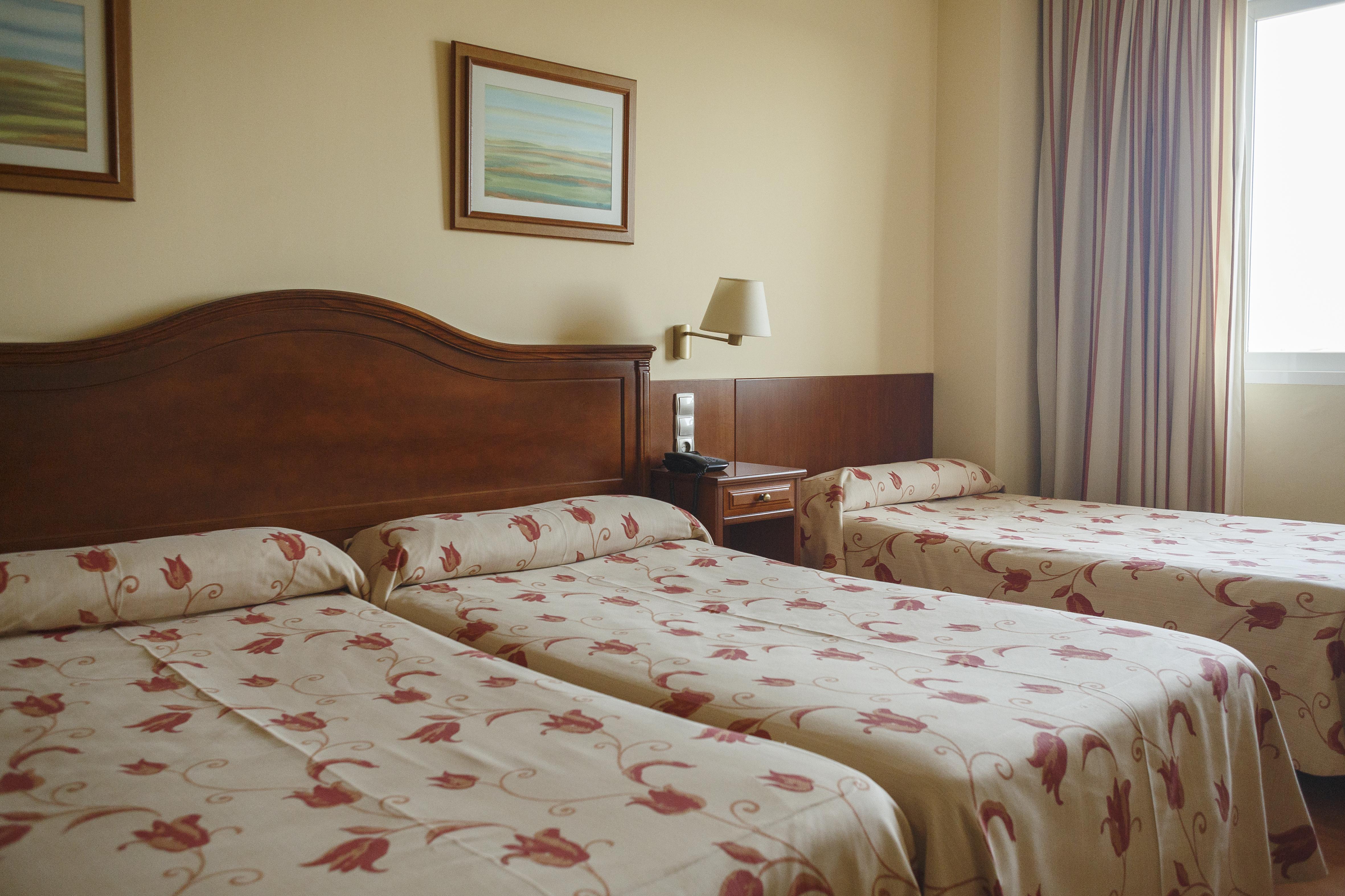 Hotel Restaurante Emilio Hellín Εξωτερικό φωτογραφία