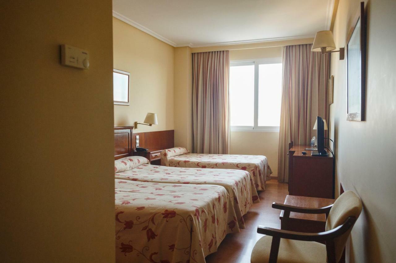 Hotel Restaurante Emilio Hellín Εξωτερικό φωτογραφία